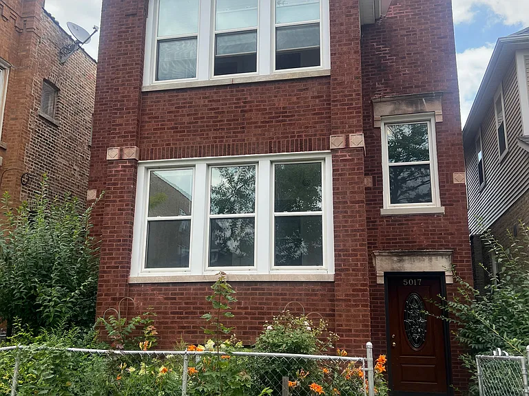 5017 N Sawyer Ave #2 — Photo 2