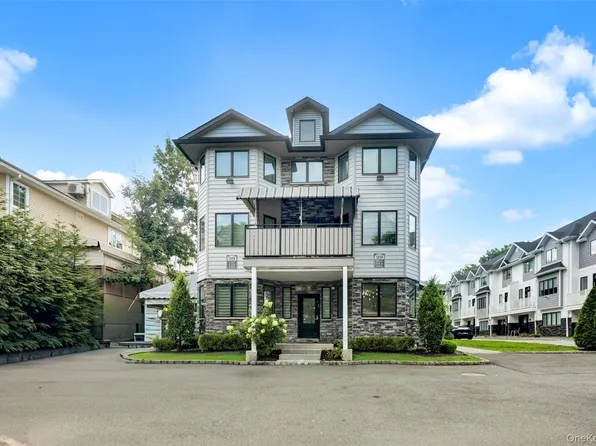 39 Decatur Avenue #114, Spring Valley, NY 10977