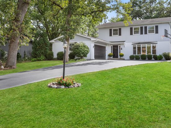 721 Concord Ln, Barrington, IL 60010