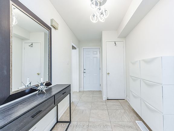 4th image of 10 N Rodda Blvd #53