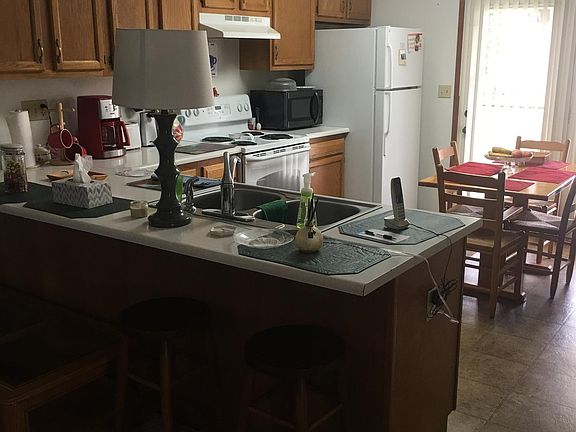 4th image of 4205 Mallard Ct