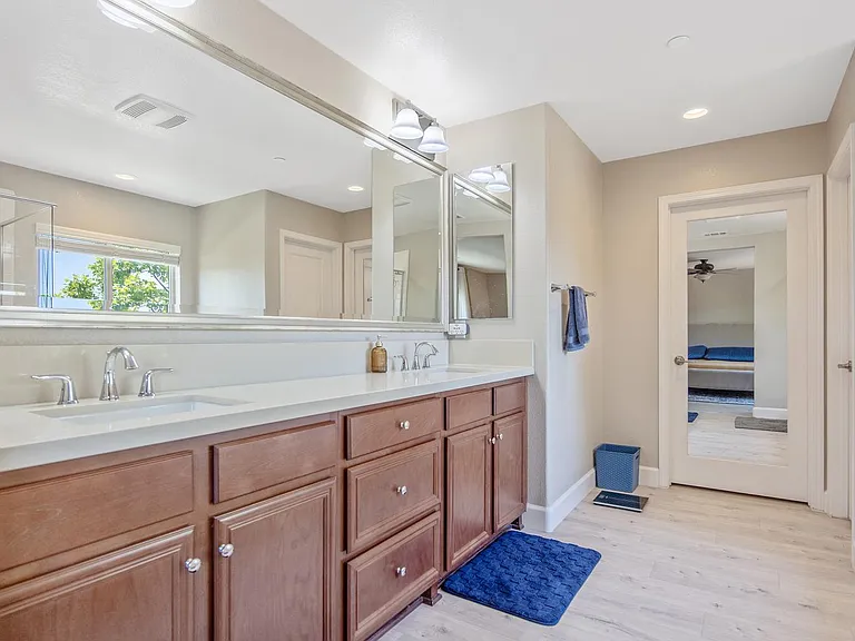 7092 Crimora Ave — Photo 4