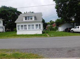 2669 Lincoln St, Weedsport, NY 13166