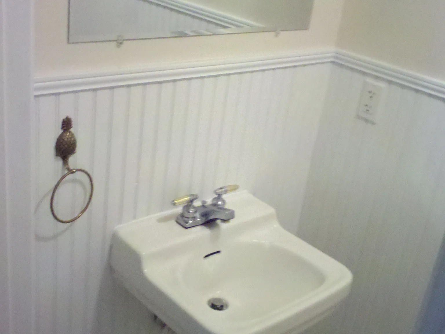 2 bed, 1200 sqft, $1,250 — Photo 4