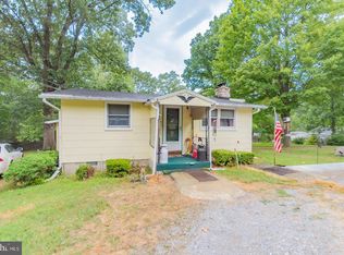1227 Rolling Ln, Harpers Ferry, WV 25425