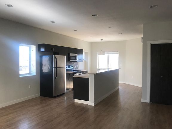 2nd image of 2122 Lead Ave SE