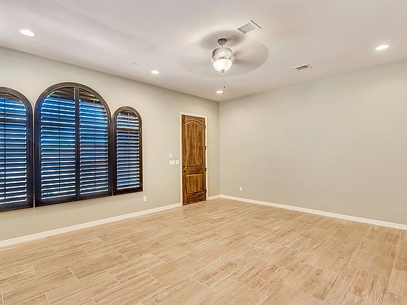5th image of 877 Maple Park Ave