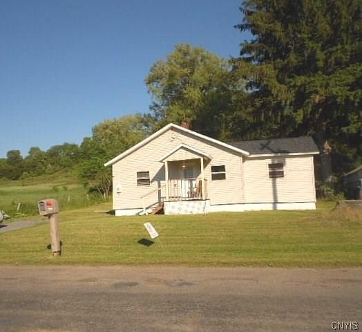 2nd image of 2550 E River Rd