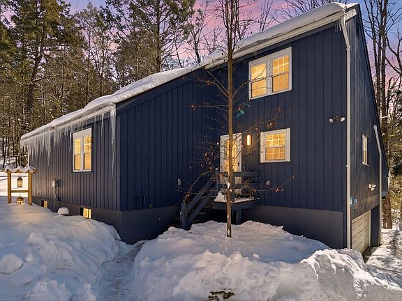 2nd image of 30 Gore Rd