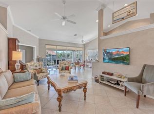 5260 Birmingham Dr APT 202, Naples, FL 34110