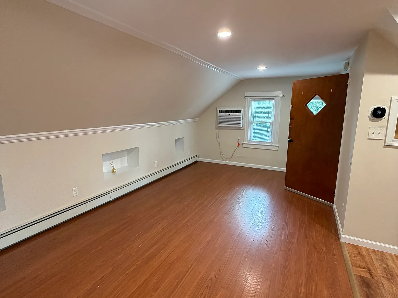 1 bed, $2,300 — Photo 2