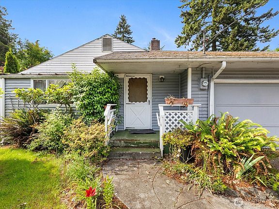 2nd image of 2345 N 130th Street