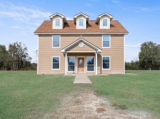 425 Jones St, Bridge City, TX 77611