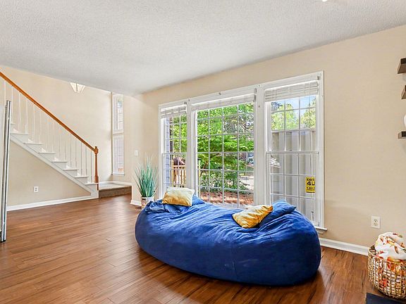 5th image of 2701 Clonnel Ct