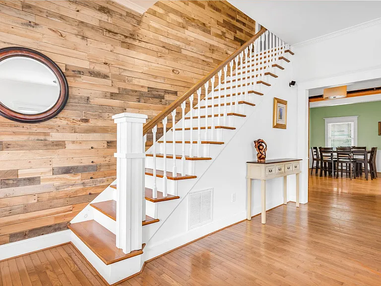 519 Rankin St NE — Photo 27