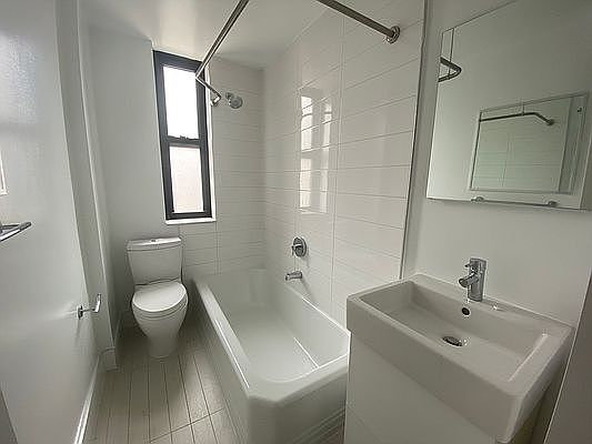 5th image of 252 E 61st St #N5h