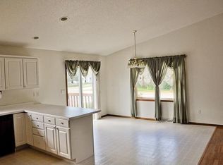 1009 S Main St, Holmen, WI 54636