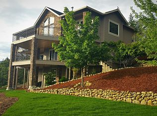 489 NE Ausland Dr, Grants Pass, OR 97526