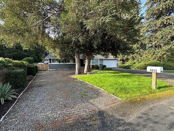 2nd image of 1014 144th St S