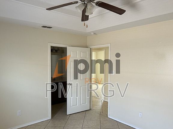4th image of 306 W Albatross Ave APT A