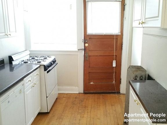 4th image of 943 Judson Ave #9433