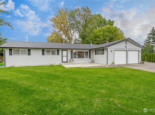 290 Aaron Pl, Lynden, WA 98264