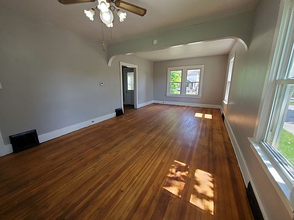 3rd image of 510 S Lincoln Ave
