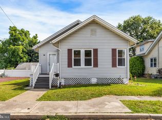 14 Maple Ave, Pennsville, NJ