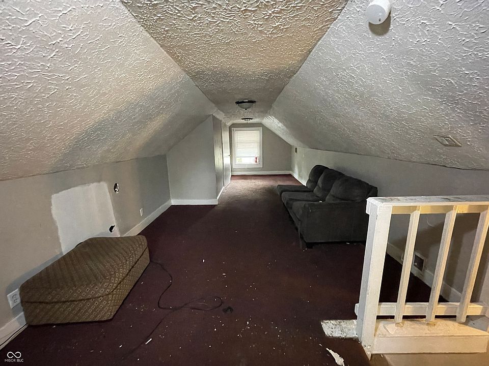 2nd image of 1511 N Grant Ave