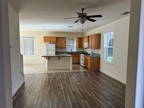 5th image of 1824 Yellowwood Ave