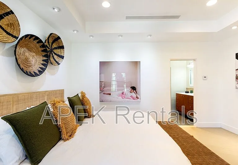690 W Linda Vista Dr — Photo 32