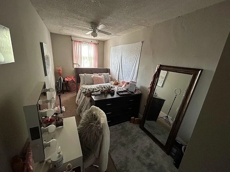 2333 W Clifton Ave #B4 — Photo 7