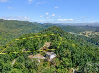 25 Lila Ln #209, Clyde, NC 28721