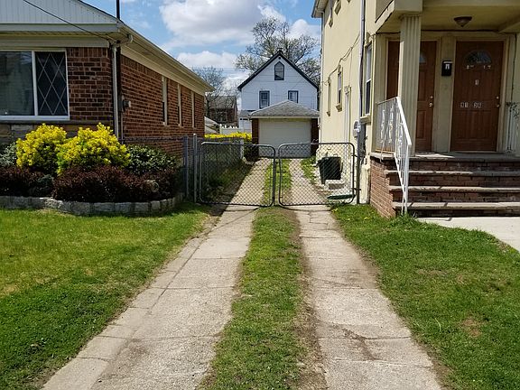 3rd image of 9136 220th St
