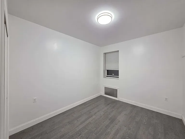511 79th St #B — Photo 15