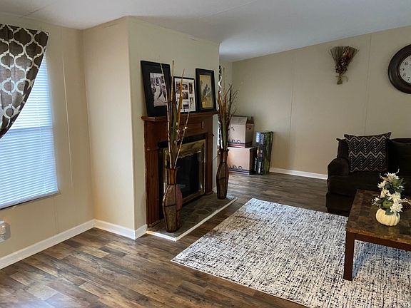 2nd image of 115 Roy Jeffcoat Ln