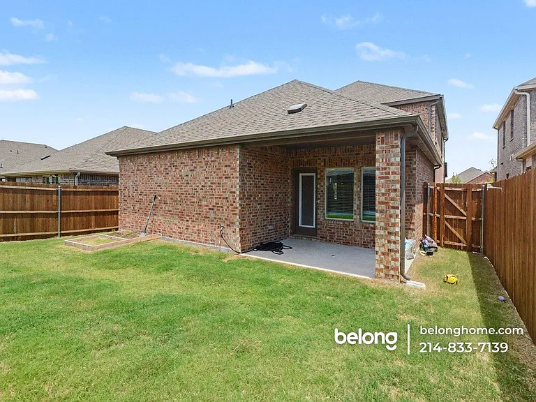 1109 Sunflower Ln — Photo 21