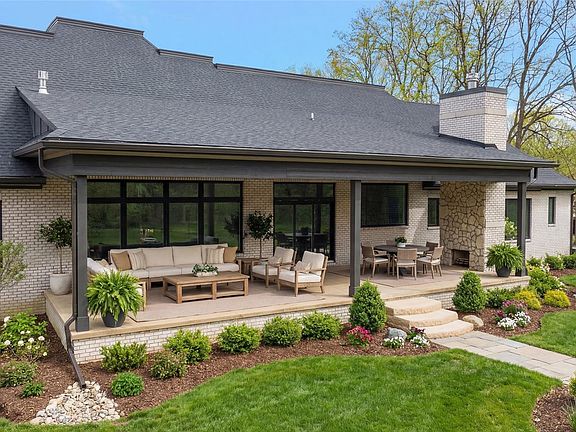 4th image of 5560 Sheldon Rd