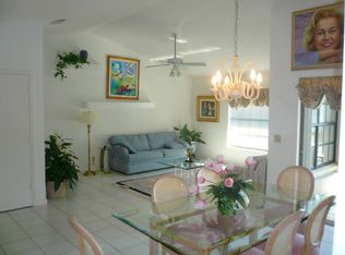 3219 Jog Park Dr, Greenacres, FL 33467