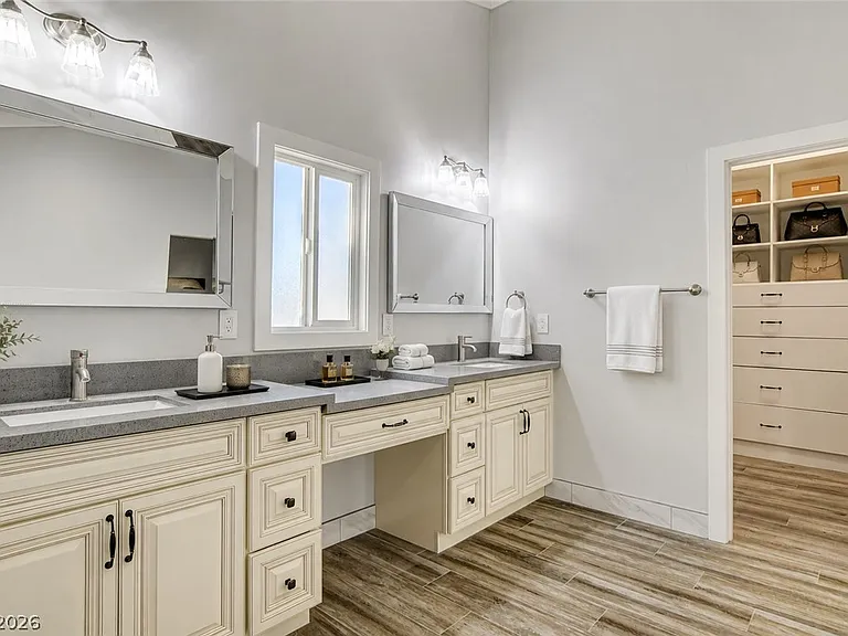 5353 Dorrell Ln — Photo 16