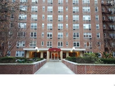 2 Sadore Ln APT 5X, Yonkers, NY, 10710