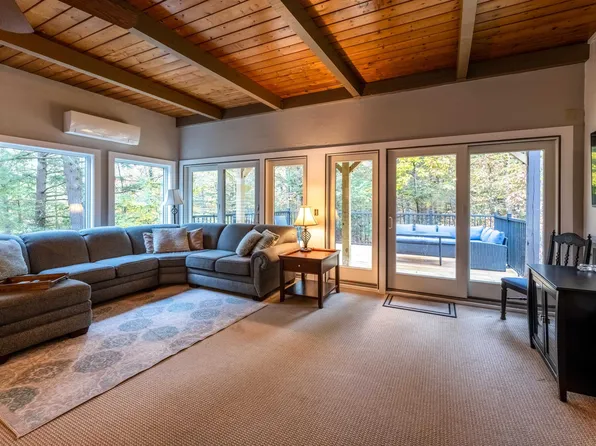 1163 Baker Turn Road #2E, Hartford, VT 05059