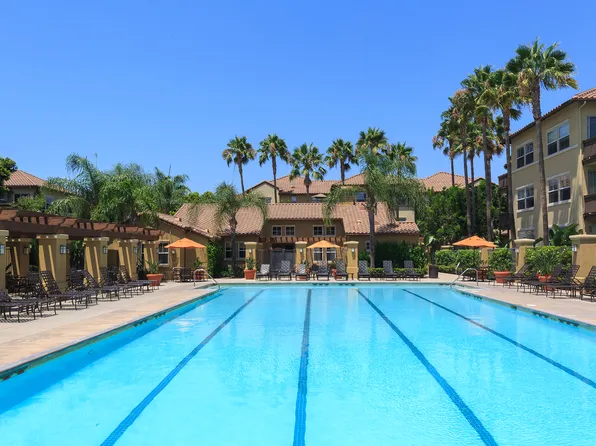 Solana Apartment Homes