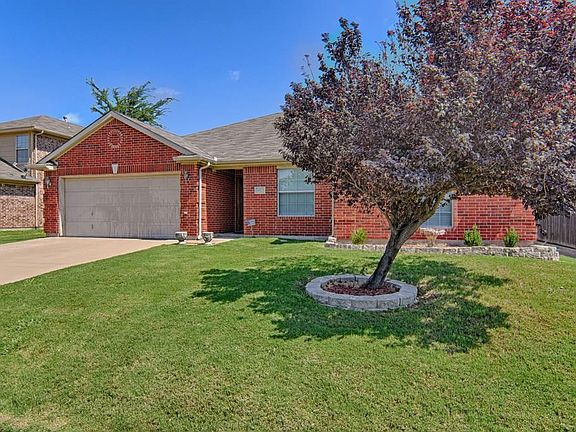 2nd image of 4513 Fox Meadows Ln