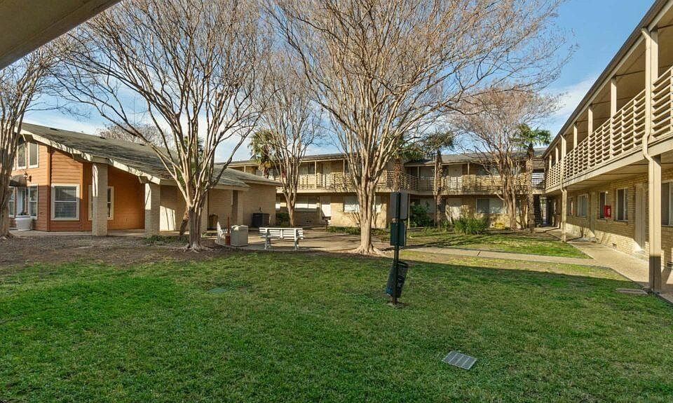 Upper E 6127 Gaston Ave Dallas TX Zillow