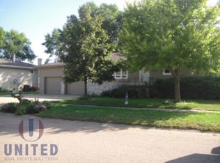 2024 Roundtable Rd, Sergeant Bluff, IA 51054