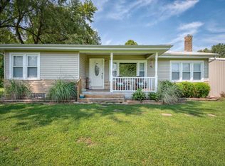 13319 Cruse Rd, Carterville, IL 62918