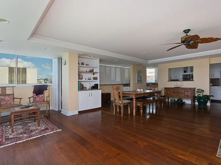 3065 Kalakaua Ave #8 — Photo 14