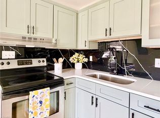 1510 Davis Ave, High Point, NC 27260