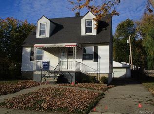 25607 Paige St, Roseville, MI
